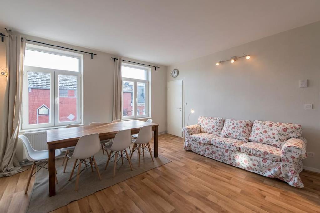 Appartement 4 Chambres A Лиеж Екстериор снимка