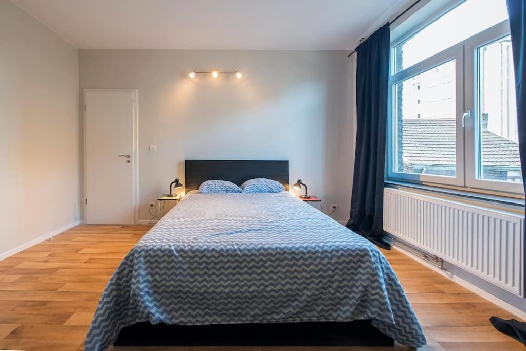 Appartement 4 Chambres A Лиеж Екстериор снимка